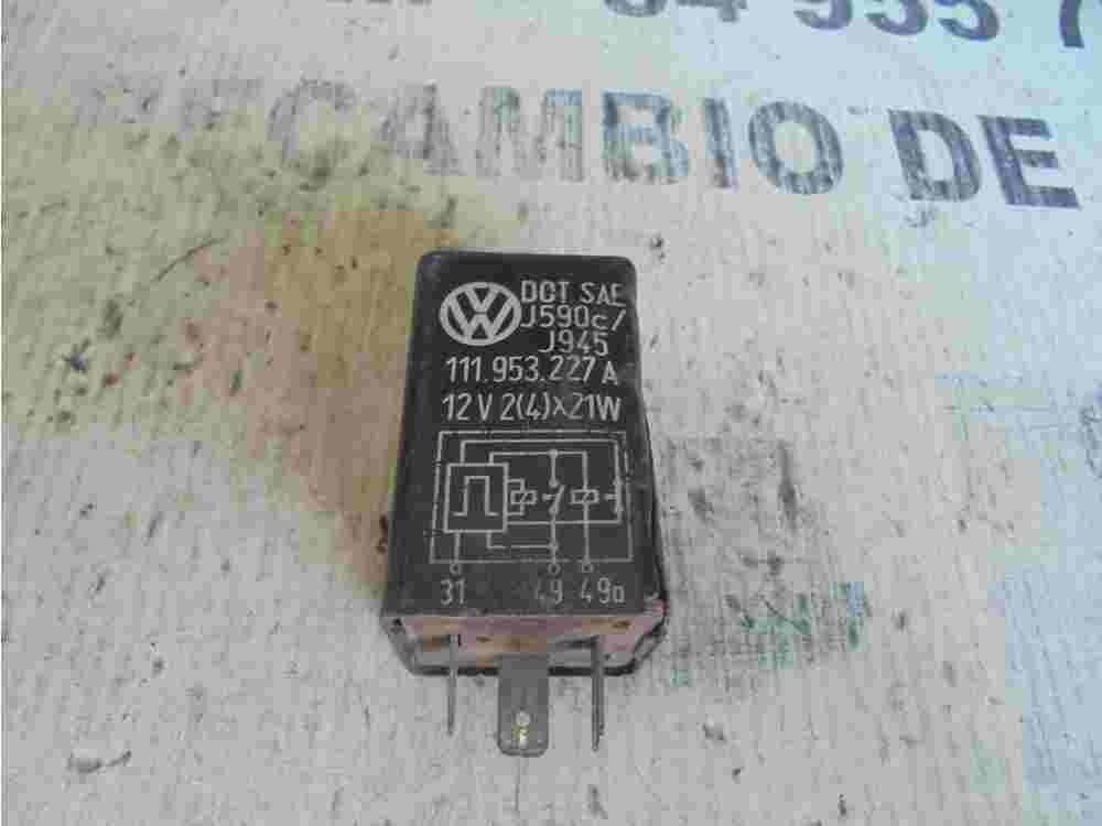 Blinkrelais VW Volkswagen 111953227A 111 953 227 A J590C/J945 12V