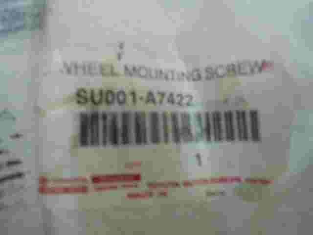 Wheel Mounting Screws  Toyota Lexus SU001A7422 SU001-A7422
