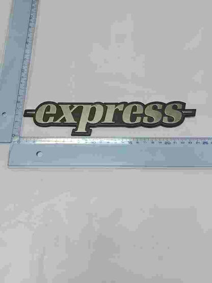 Emblem   Nissan Primera P10 2.0 SLX 17cm.