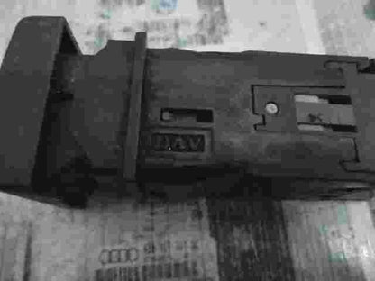Warnblinkschalter  Citroen Saxo DAV VALEO