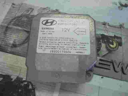 Airbagsensor Airbagsteuergerät Hyundai Accent 2 (LC) 9591025200 SIEMENS 5WK42928