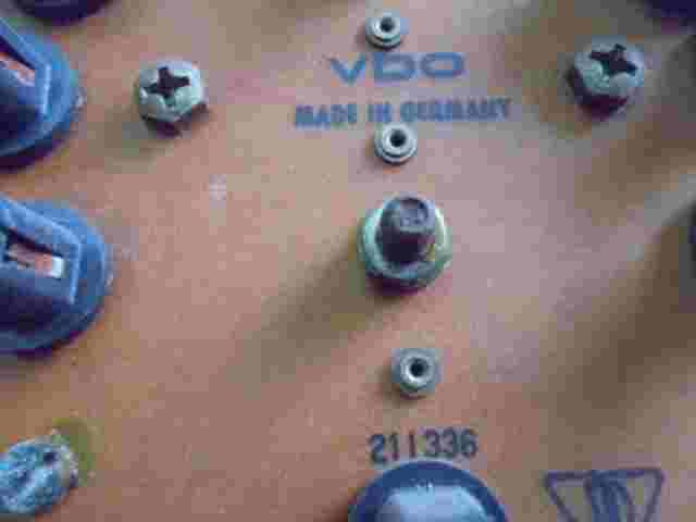 Kombiinstrument Tankanzeige  Porsche 944 924 000077001 000 077 001