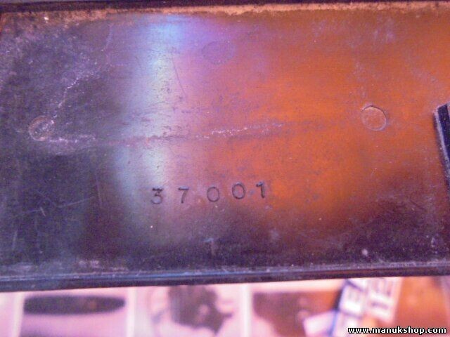 Emblem Logo hinten rear SEAT 128 3P 37001