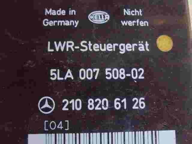 LWR Steuergerät Mercedes-Benz W210 2108206126 210 820 61 26 HELLA 5LA00750802