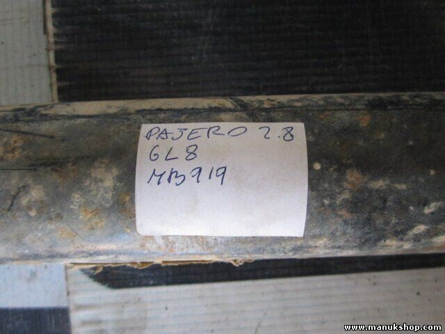 Kardan Kardanwelle Gelenkwelle hinten Mitsubishi Pajero 4M40 GL8 MR331126 MB919
