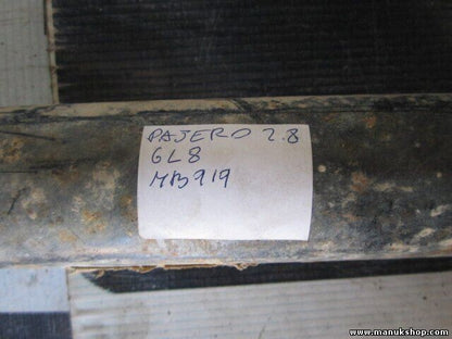 Kardan Kardanwelle Gelenkwelle hinten Mitsubishi Pajero 4M40 GL8 MR331126 MB919
