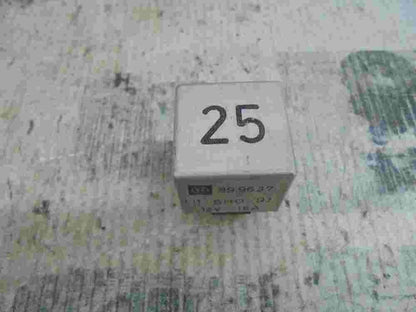 Relais VW Seat Skoda Audi Nr.25 321963141A 321 963 141 A 899637 89 96 37