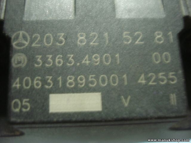 Warnblinkschalter Mercedes-Benz 2038215281 203 821 52 81 33634901 40631895001