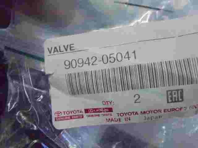 Valve Sub-Assy Tire Pressure Balancer  Toyota Lexus GS 350 GS 460 9094205041