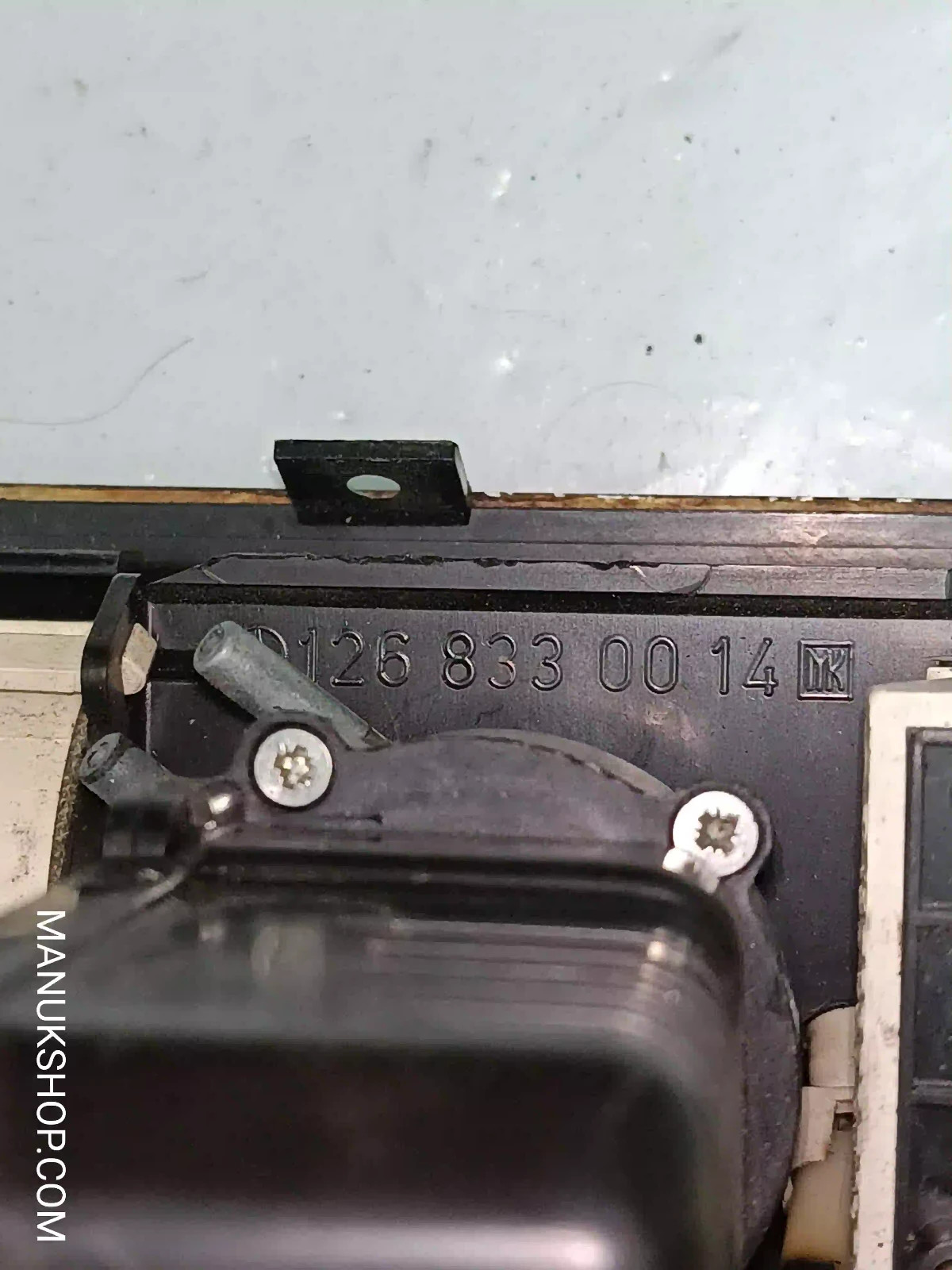 Klimabedienteil  Mercedes-Benz W126 W124 1268330014  1268200110 126 820 01 10
