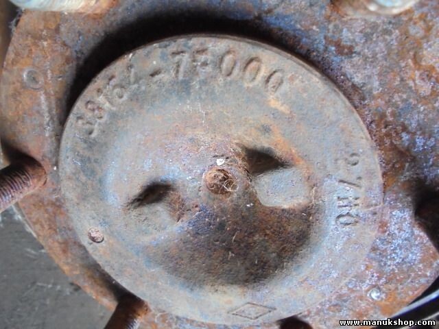 Antriebswelle Nissan Terrano Ford Maverick 381547F000 38154-7F000 BOSCH 2579F