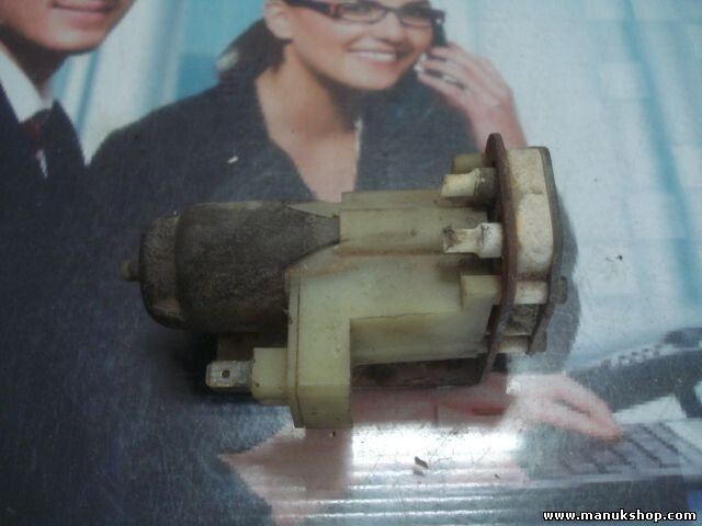 Waschwasserpumpe Waschpumpe Wischerpumpe Porsche 924 1987 2.5 VW Audi 823955651