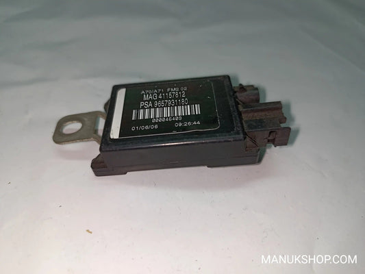 Antennenverstärker Peugeot 207 9657931180 MAG 41157812  A70/A71 FM2 02