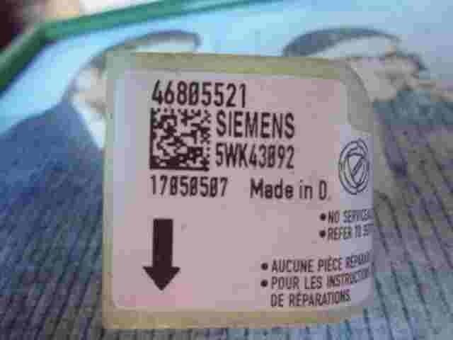 Airbagsensor Airbagsteuergerät   Fiat Stilo 46805521 SIEMENS 5WK43092