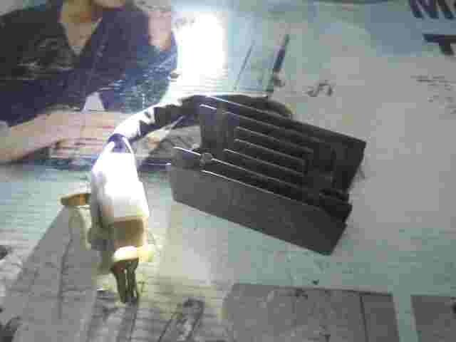 Spannungsregler Suzuki Quadrunner 230 LT230E 35B0RS21 35B0 RS21 7LPC 96
