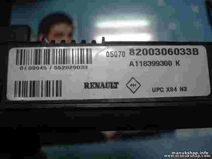 UPC Sicherungskasten Renault Megane UPC X84 N3 8200306033B S118399300K