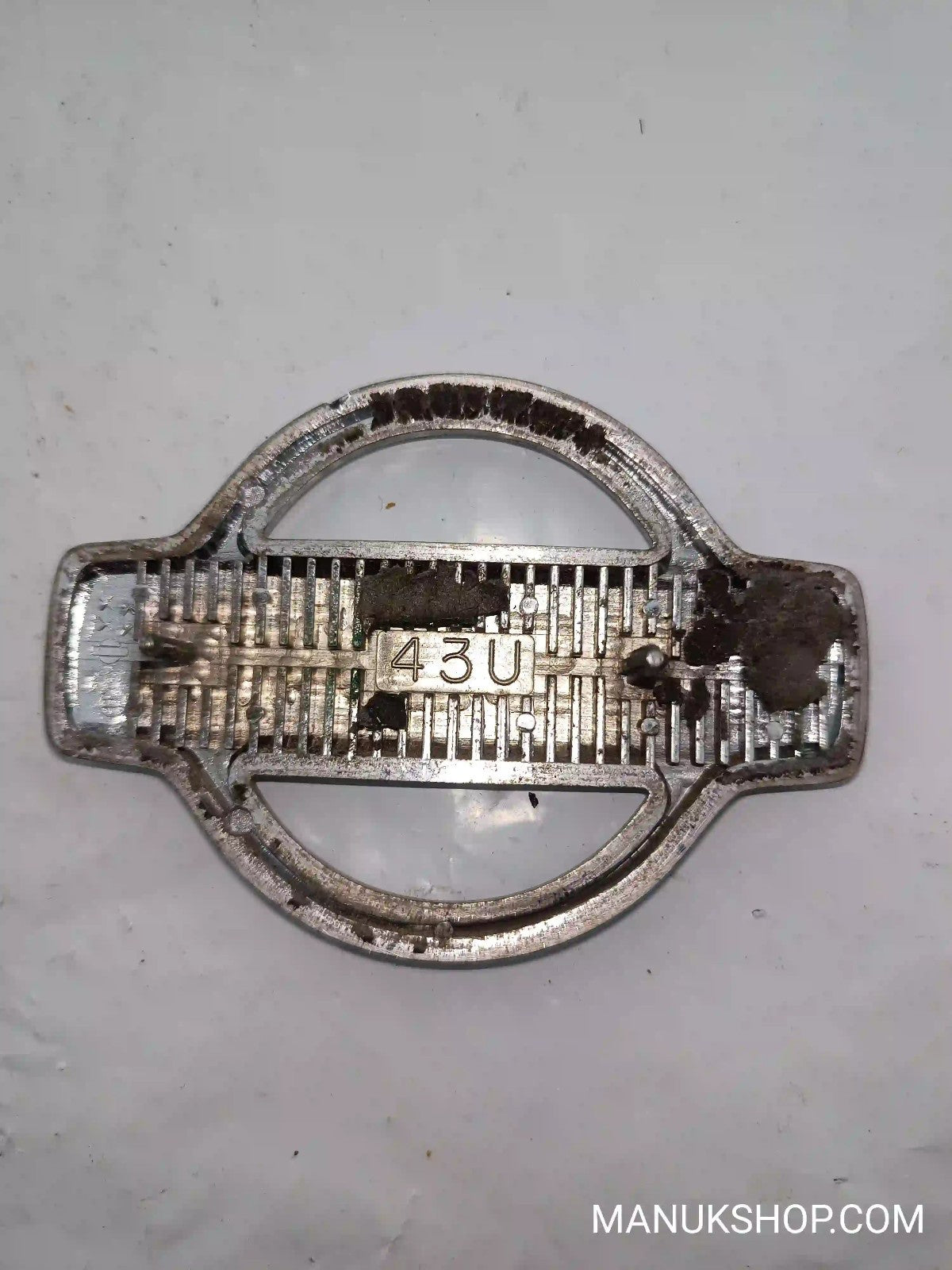 Emblem  Nissan Murano Primera P12E Cube 43U