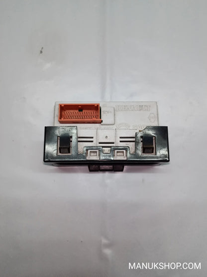 Bordcomputer Renault Megane II 8200107839B 8200107839-B