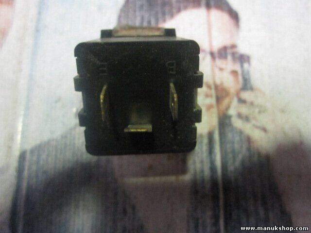 Warnblinker Relais SsangYong Korando (KJ) 8451003400 84510 03400 12V 65C/M