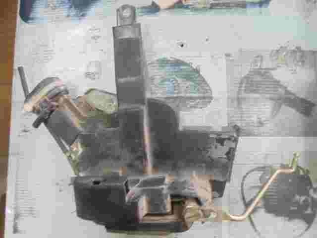 Türschloss Vorne links Toyota Land Cruiser 100 J100 J10 6904060070