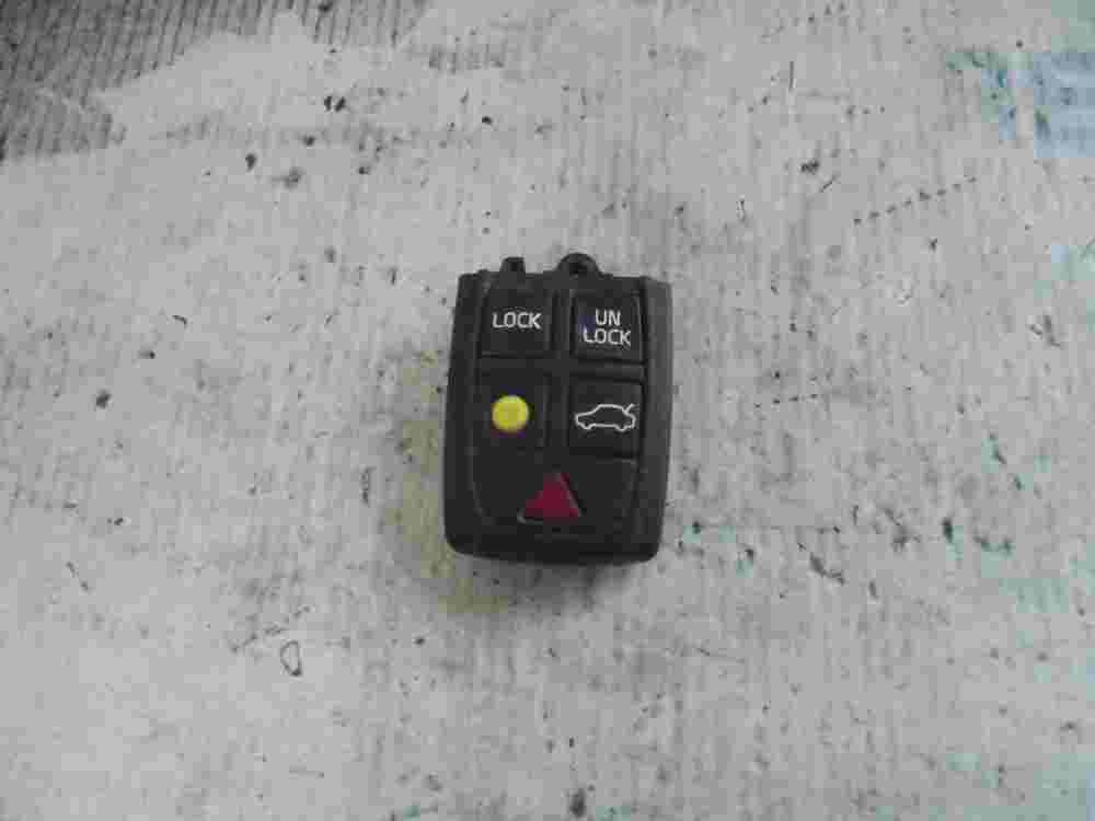 Funkfernbedienung Schlüssel Gehäuse Volvo S60 8526557 94V-0F2 0527