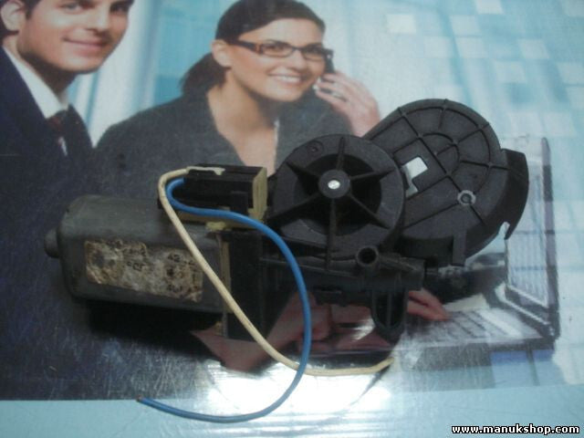 Motor Sitzverstellung Mercedes-Benz A2038201942 82041806 4 108480 0390201939