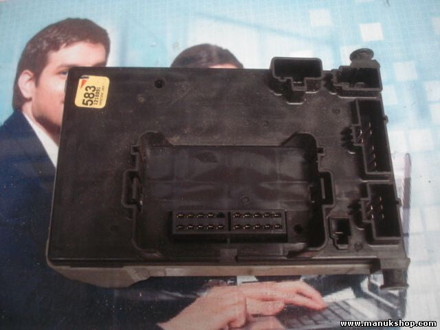 Sicherungskasten Ford Mondeo 93BG14A073EJ 93BG-14A073-EJ