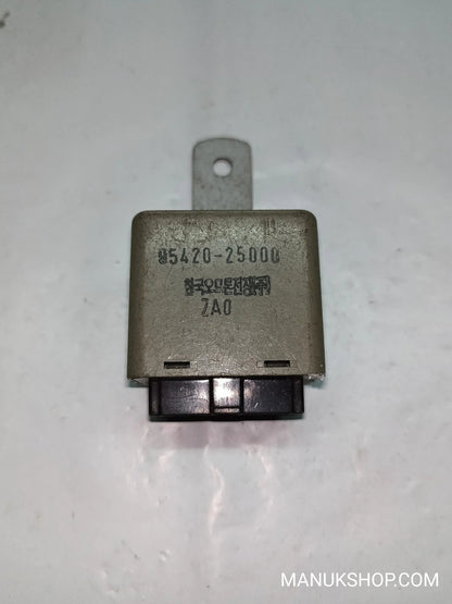 Relais Scheibenwischer Hyundai Accent 9542025000 95420-25000 ZA0