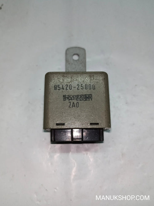 Relais Scheibenwischer Hyundai Accent 9542025000 95420-25000 ZA0
