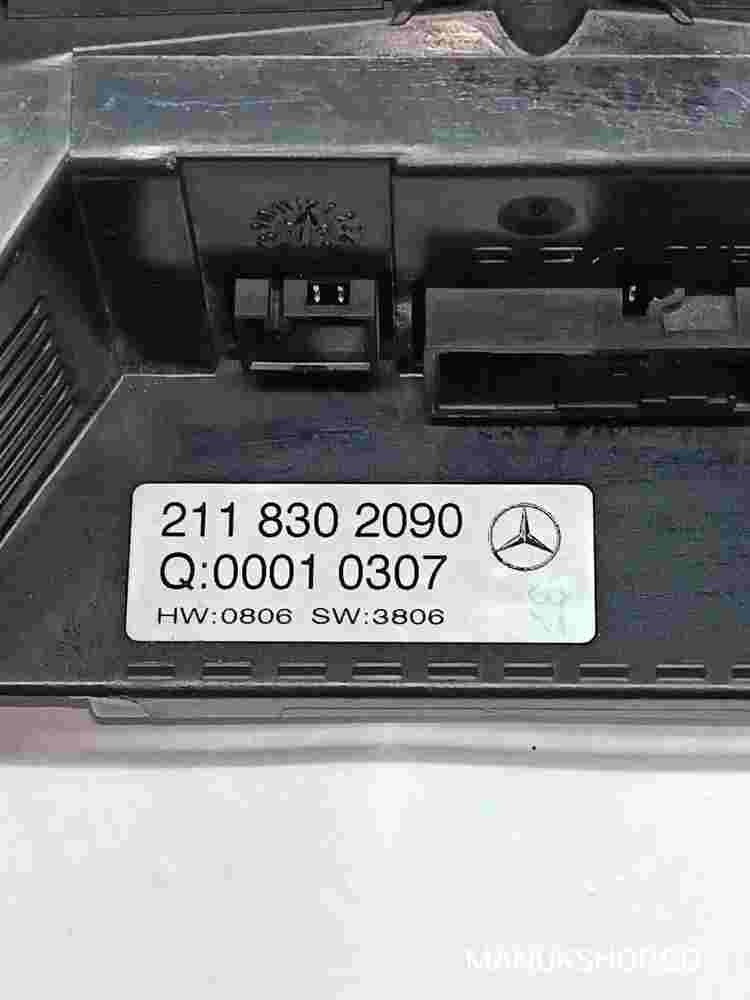 Klimabedienteil Mercedes E-Class W211 2118302090  Q 0001 0307 HW 0806 SW 3806