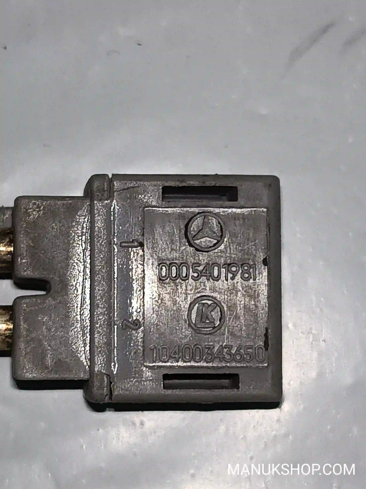 Sperrdiode Diodenstecker Mercedes-Benz W124 W126 S201 0005401981 000 540 19 81