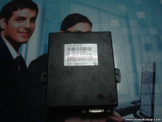 Steuergerät Interface Mercedes A2038200285 Q01 TEMIC 01000130 D5 HW0601 SW0801