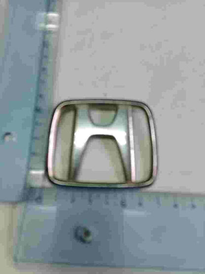 Emblem  Honda Civic Accord 75701SP0 75701-SP0 6.5cm.