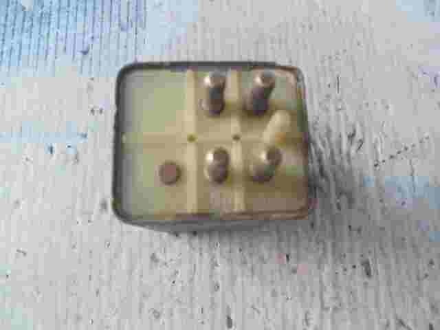 Lichtrelais Mercedes-Benz W126 0055453332 005 545 33 32 898446 89 84 46