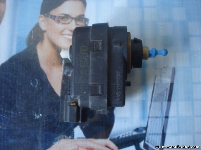 Stellmotor Scheinwerfer LWR Leuchtweitenregulierung Primera P11 EQLAD PA66GF30