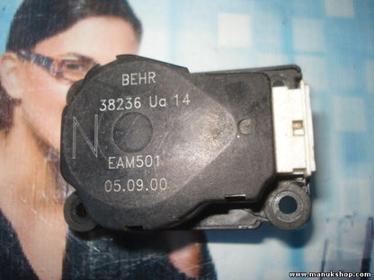 Stellmotor Heizung Mercedes-Benz W220 S 400 38236UA14 38236 UA 14 BEHR EAM501