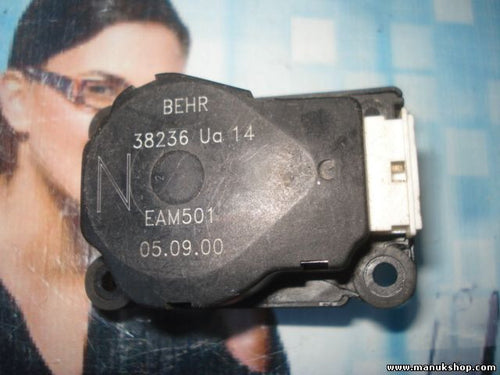 Stellmotor Heizung Mercedes-Benz W220 S 400 38236UA14 38236 UA 14 BEHR EAM501