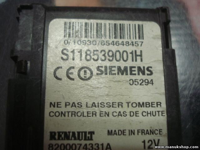 Steuergerät Kartenleser Renault Megane II 8200074331A SIEMENS S118539001H