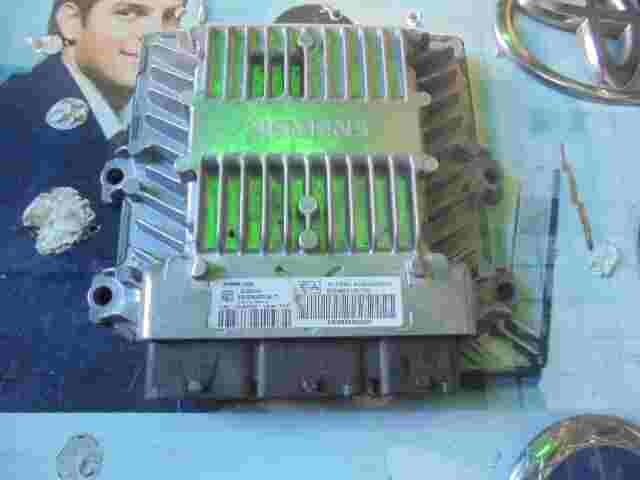 Motorsteuergerät Peugeot Citroen  SID803A SW9660780780 HW9655534080 5WS40261B-T