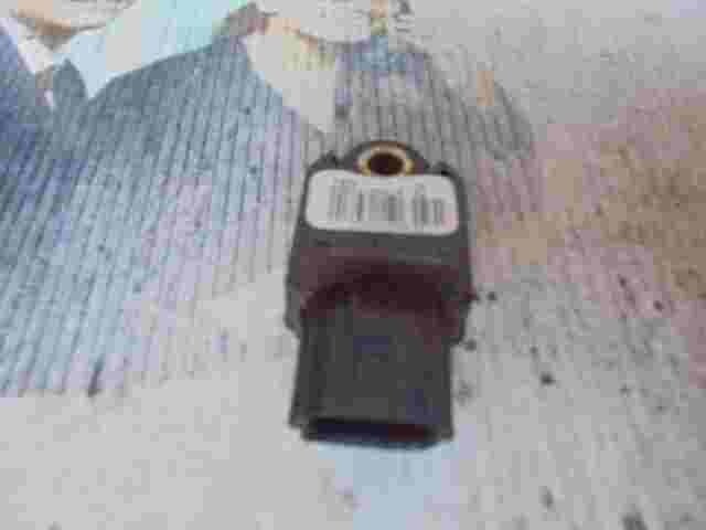 Airbagsensor AirbagsteuergerätToyota Yaris Peugeot 107 Citroen C1 TRW 898310H010