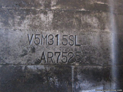 Schaltgetriebe Getriebe Mitsubishi Pajero Montero 2.8 TDI V5M315SL AR7525