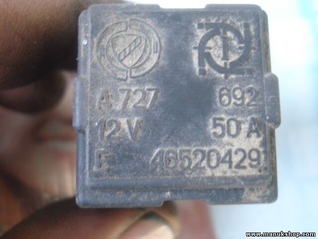 Relais Alfa Romeo Fiat Lancia 46520429 A727