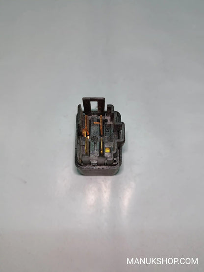 Relais Kia Joice Hyundai Accent 9522022100 95220-22100 DECO UC5 HMC 12V 20A