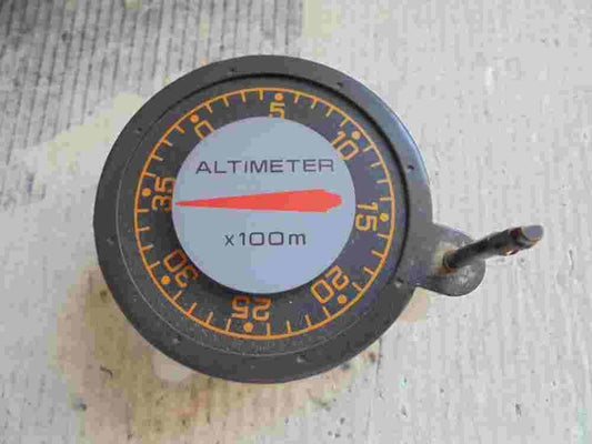 Höhenmesser inclinator Thermometer Mitsubishi MR738019 MB561984 MR749863