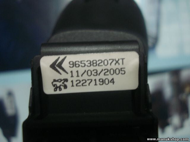 Schalter Radiobedienung Ulysse Citroen C8 Peugeot 807 Lancia Phedra 96538207XT