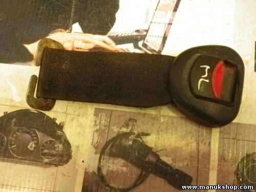 Gurtschloss Gurtschnapper hinten mittel Mercedes Benz W163 ML LM103048 LM 103048