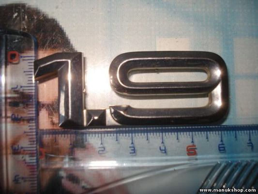 Emblem Logo Audi 1.9 6 cm 8D5853743B