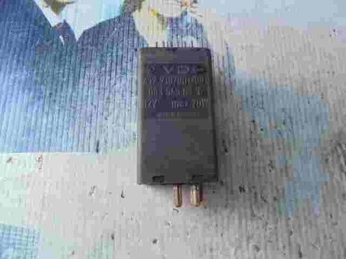 Relais  Mercedes-Benz W124 300E 0035456332 003 545 63 32 VDO 412210001001