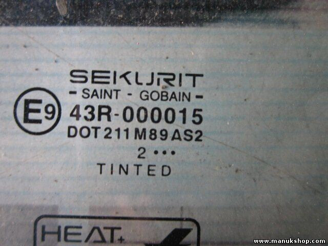 Türscheibe Seitenscheibe vorne rechts Nissan Terrano Ford Maverick DOT211M89AS2