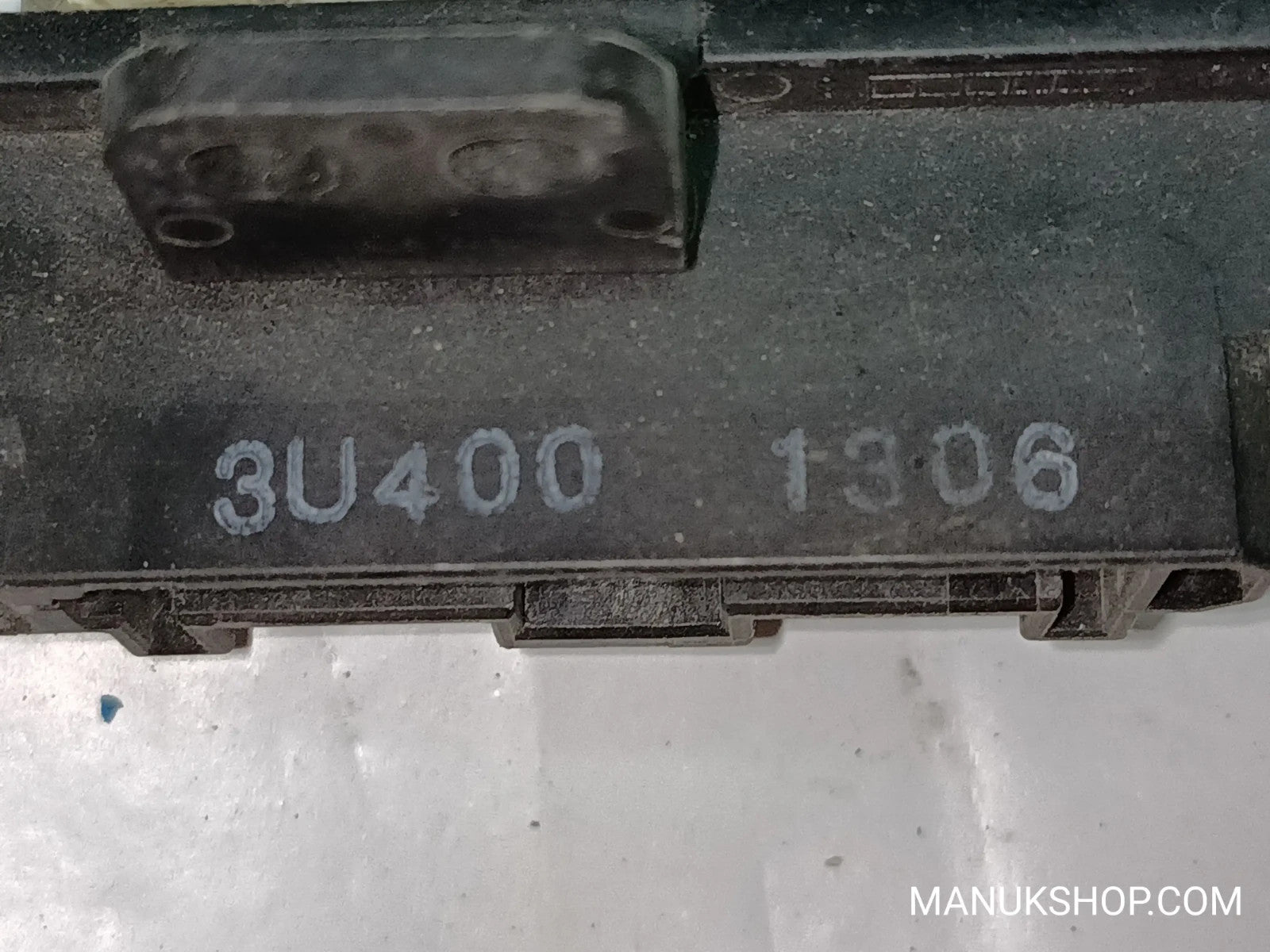 Widerstand Heizung Nissan Serena Sentra 1207E21 3U4001306 3U400 1306